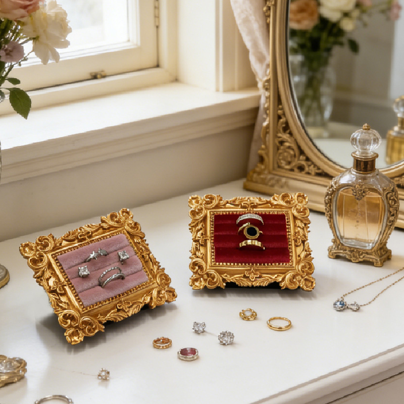 Body Jewelry Display - Suporte Expositor de Anéis Vintage com